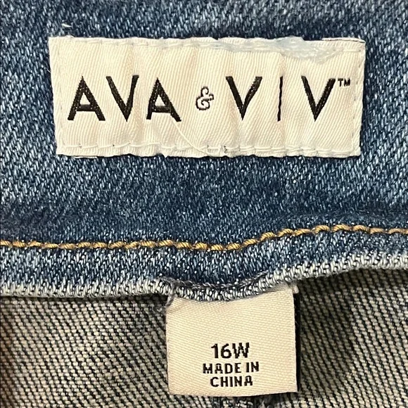 AVA & VIV Women’s Denim Jeans Stretch Bib Overalls Tapered Leg Plus Size 16W - Picture 14 of 15